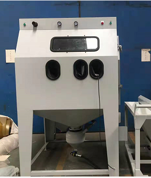 無錫迪砂非標定制三工位推車轉盤加壓式噴砂機！省時省力!操作簡單